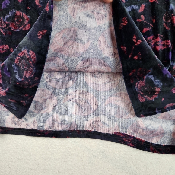 Woman Within Womens Size Medium Blue Floral Cold Shoulder Velour Sweater Top - Picture 7 of 10